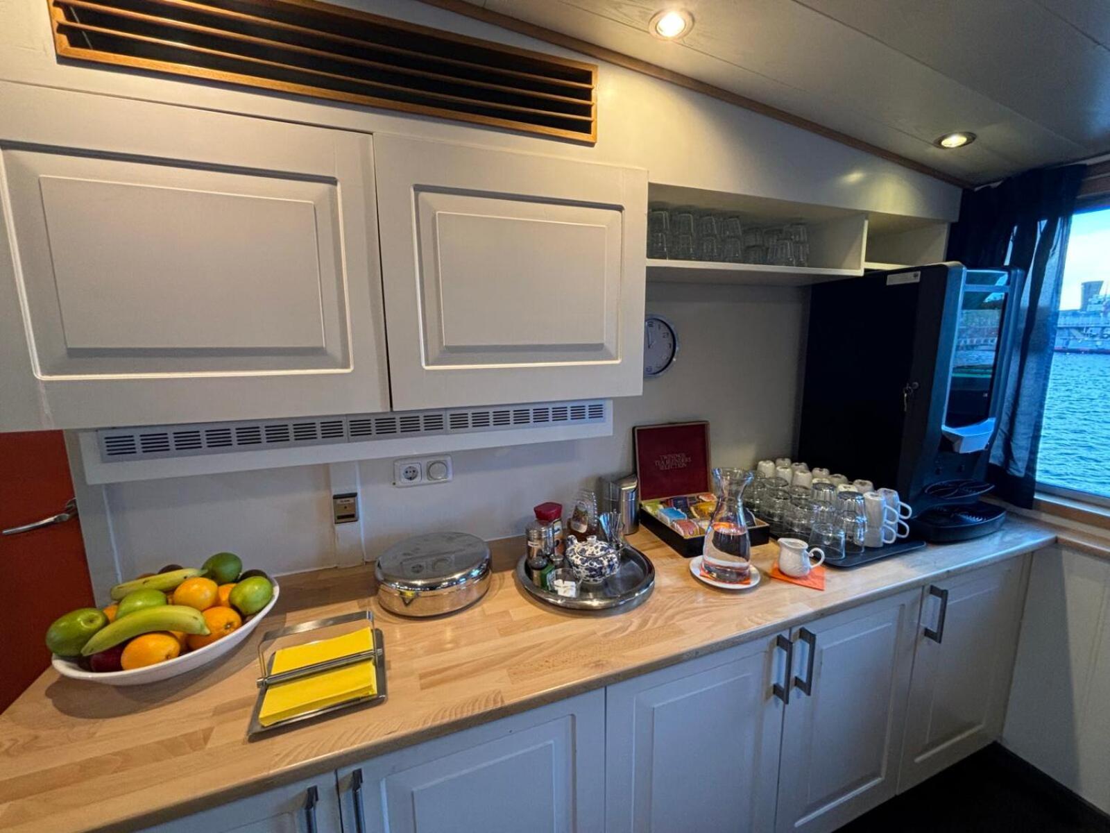 Hotelboat Iris Groningen Zewnętrze zdjęcie