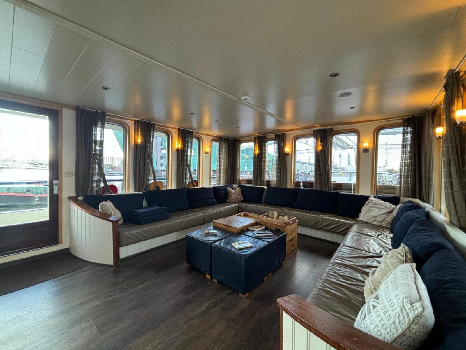 Hotelboat Iris Groningen Zewnętrze zdjęcie