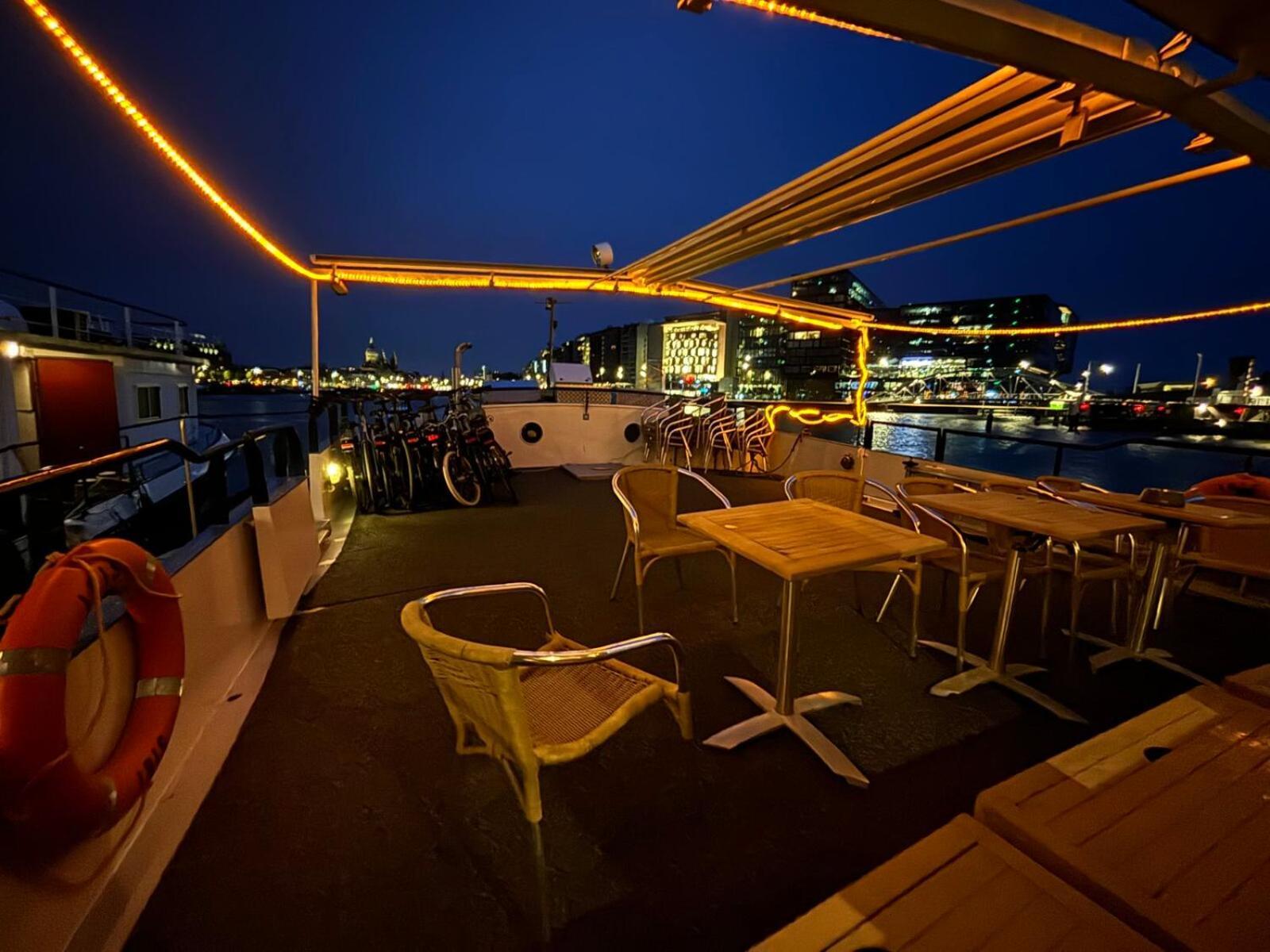 Hotelboat Iris Groningen Zewnętrze zdjęcie