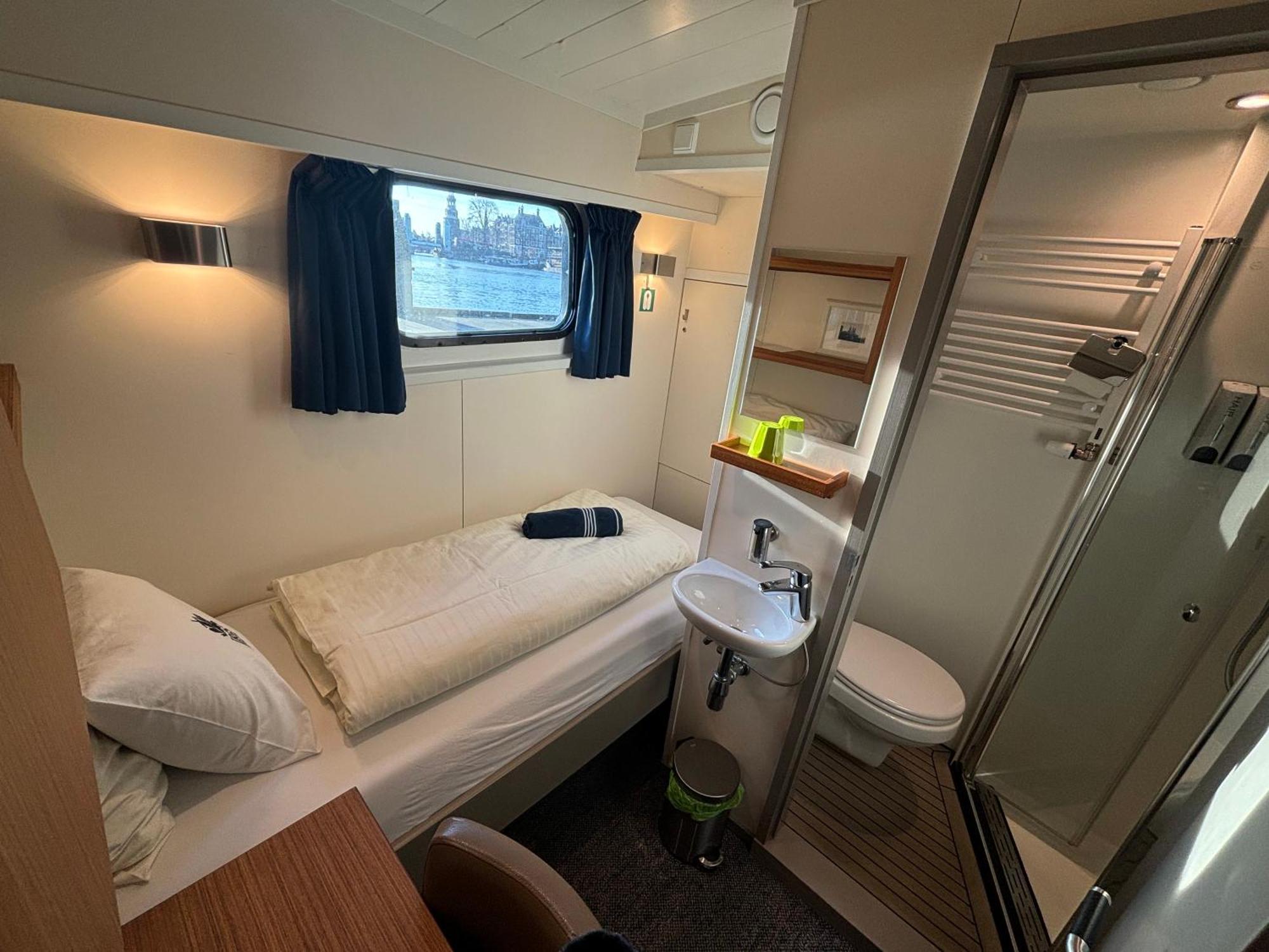 Hotelboat Iris Groningen Zewnętrze zdjęcie